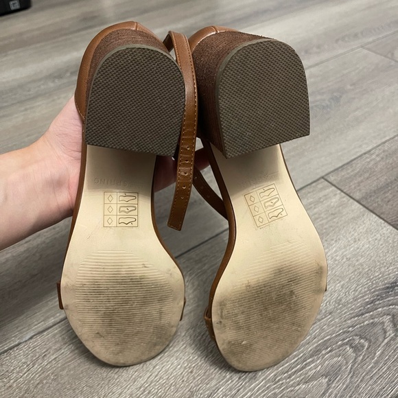 Brown heel sandals size 7.5 - Picture 5 of 5